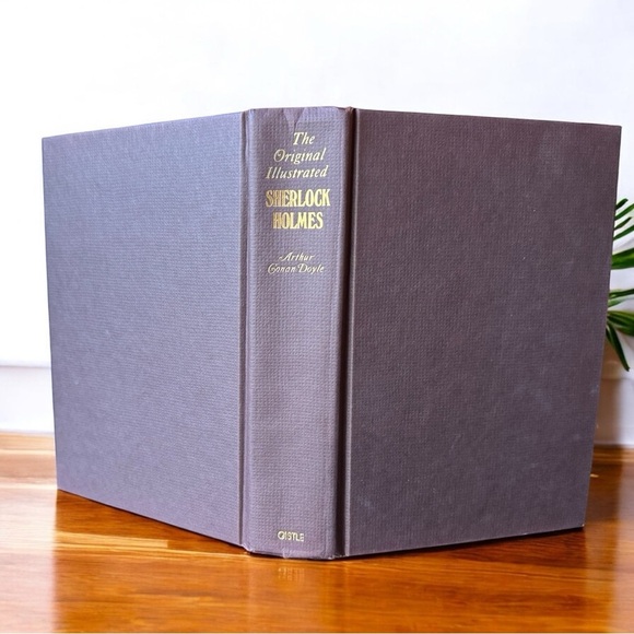 The Original Illustrated Sherlock Holmes by Arthur Conan Doyle | Hardcover - Picture 4 of 12